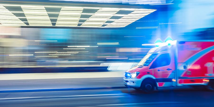 Krankenwagen mit Blaulicht