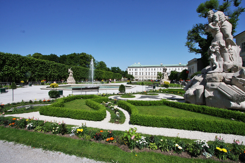 Mirabellgarten mit Pegasusbrunnen